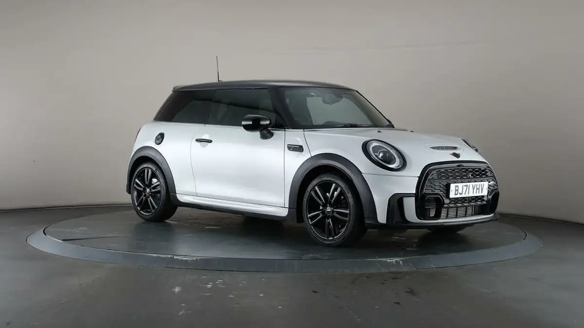 2021-mini-cooper-20-cooper-s-sport-hatchback-3d-big-45