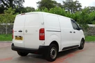 2022-vauxhall-vivaro-15td-2900-l1h1-dynamic-small-8