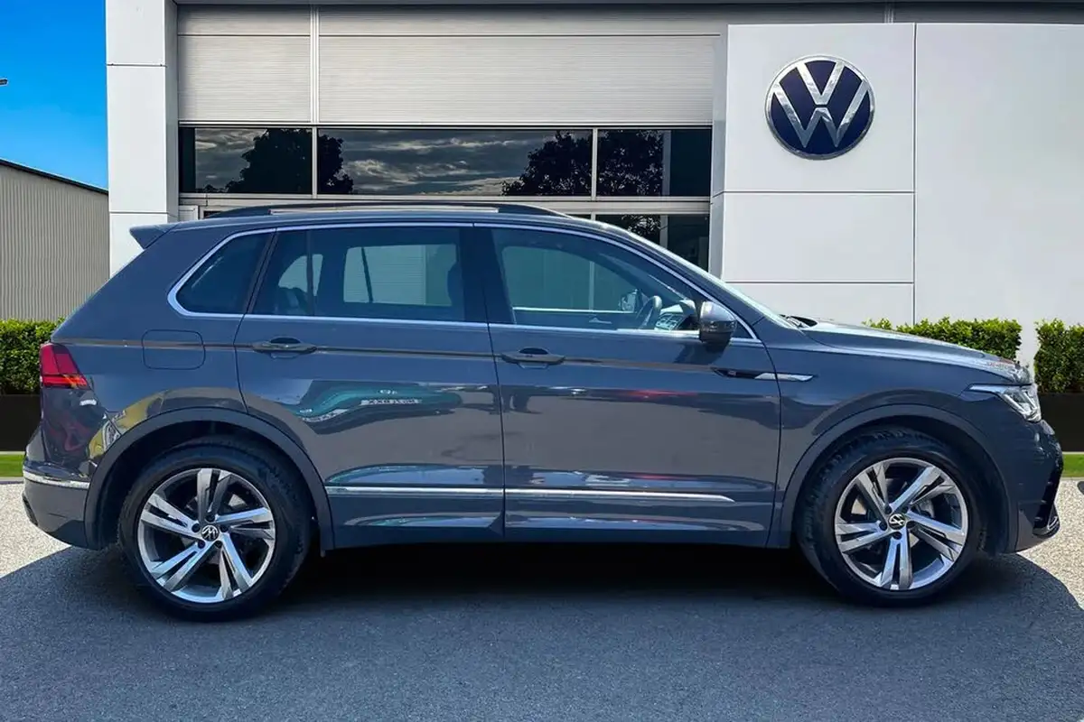 2024-volkswagen-tiguan-20tdi-r-line-edition-big-2