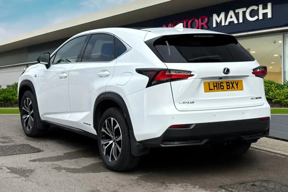 2016-lexus-nx-300h-25-f-sport-big-1