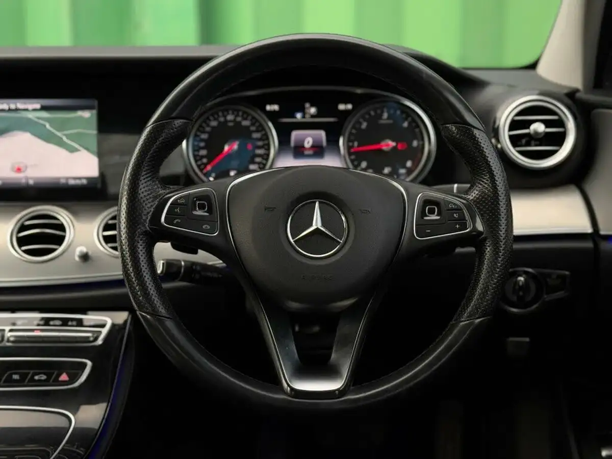 2017-mercedes-benz-e-class-20d-e220d-se-ss-saloon-4d-big-11