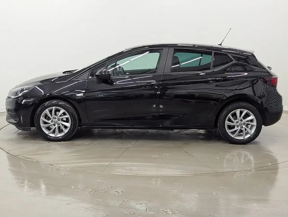 2020-vauxhall-astra-15-turbo-d-se-105ps-hatchback-big-15