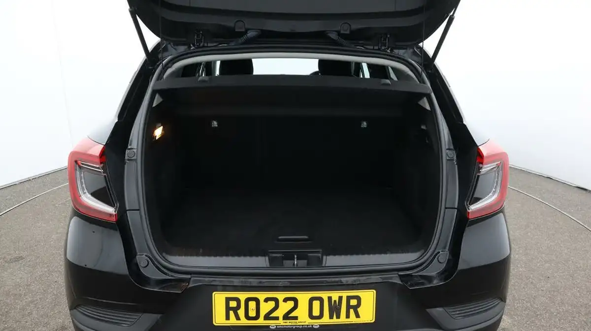 2022-renault-captur-16-iconic-edition-big-17