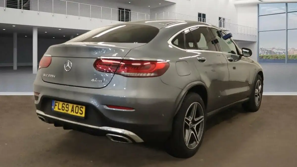 2019-mercedes-benz-glc-class-20d-glc220d-amg-line-coupe-4d-4matic-plus-big-3