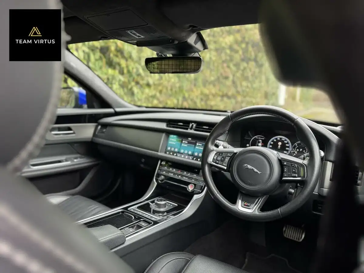 2019-jaguar-xf-30td-ss-sportbrake-5d-big-40