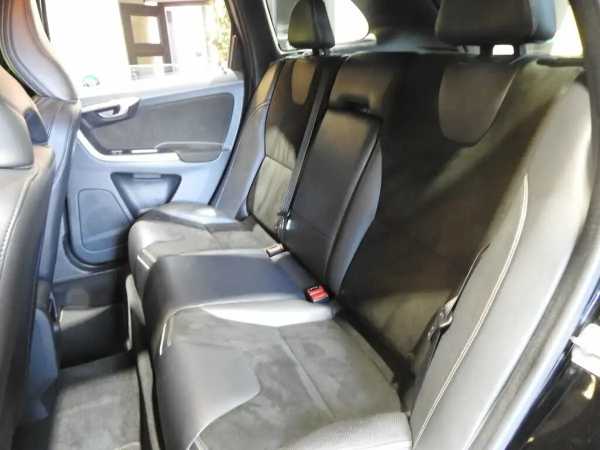 2016-volvo-xc60-24td-d5-r-design-geartronic-big-17