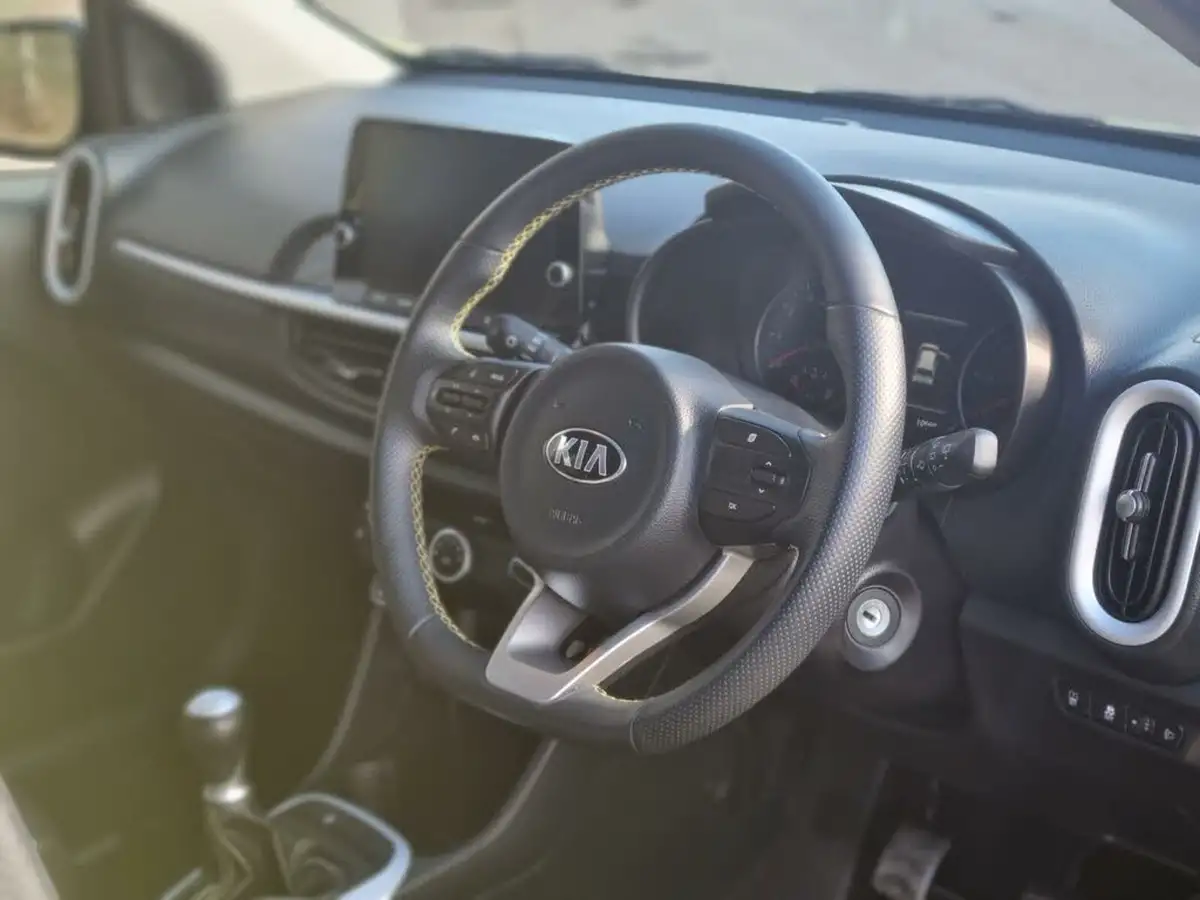 2021-kia-picanto-10-x-line-big-12