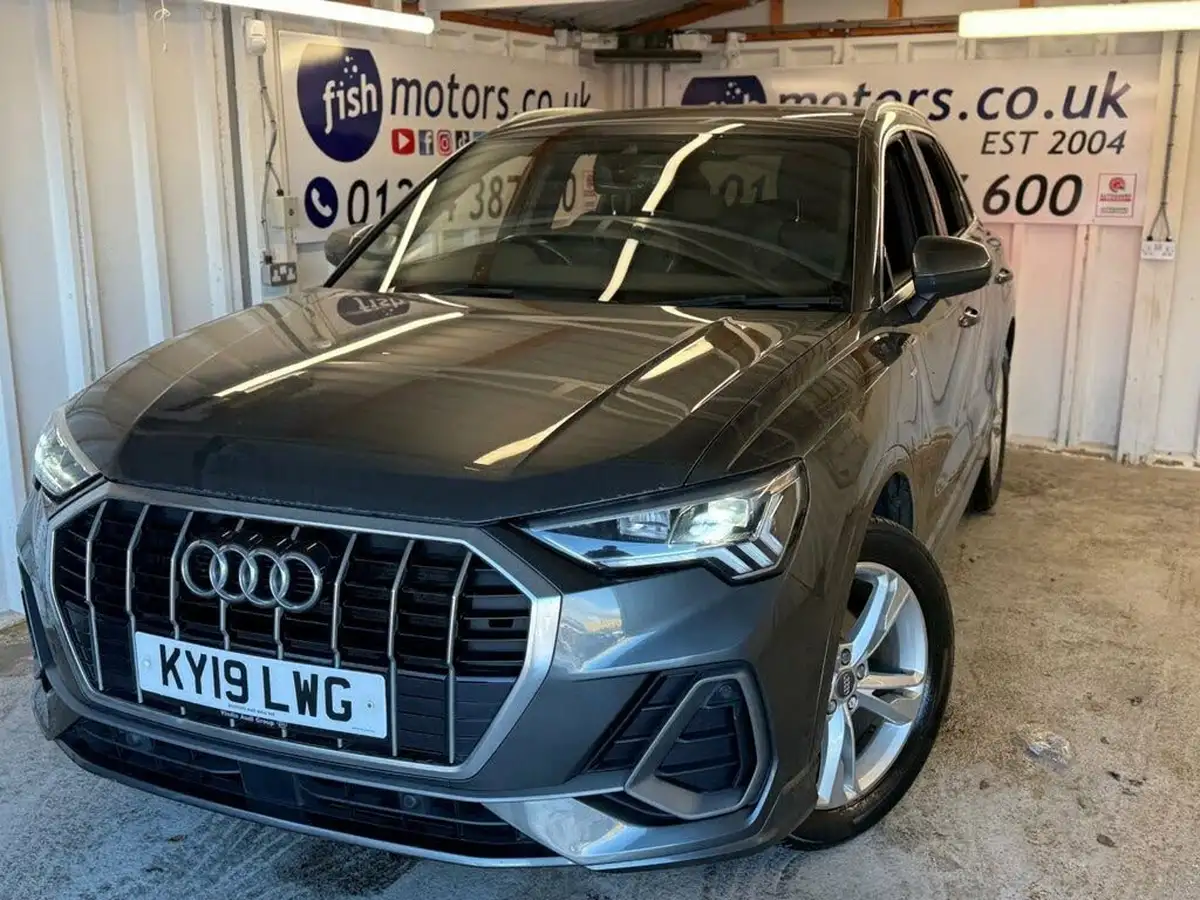 2019-audi-q3-15-35-tfsi-s-line-cod-station-wagon-1498cc-tronic-big-4