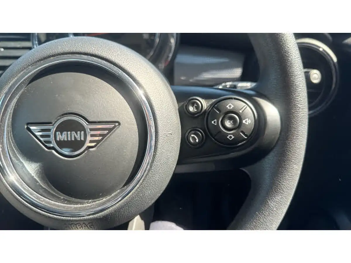2020-mini-countryman-15-cooper-classic-big-17