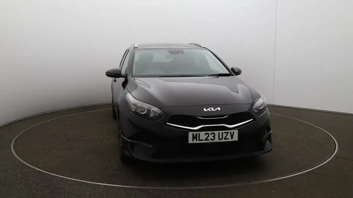 2022-kia-ceed-15-t-gdi-3-sportswagon-big-31