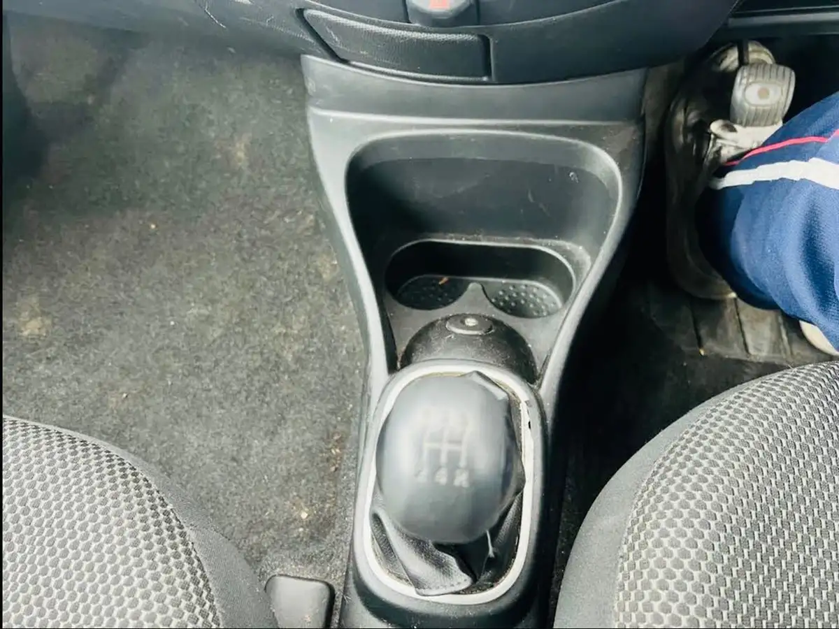 2009-nissan-micra-12-visia-79bhp-3d-big-12