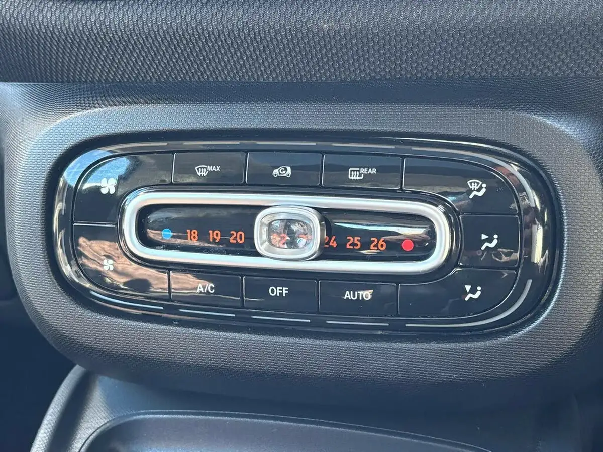 2019-smart-fortwo-10-prime-premium-coupe-twinamic-big-18