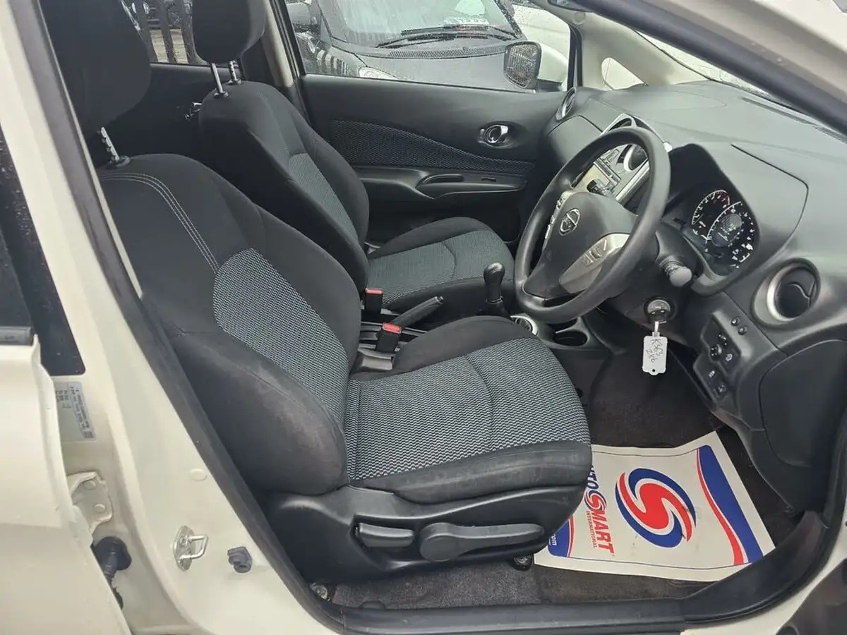 2014-nissan-note-12-acenta-premium-dig-s-98ps-big-8