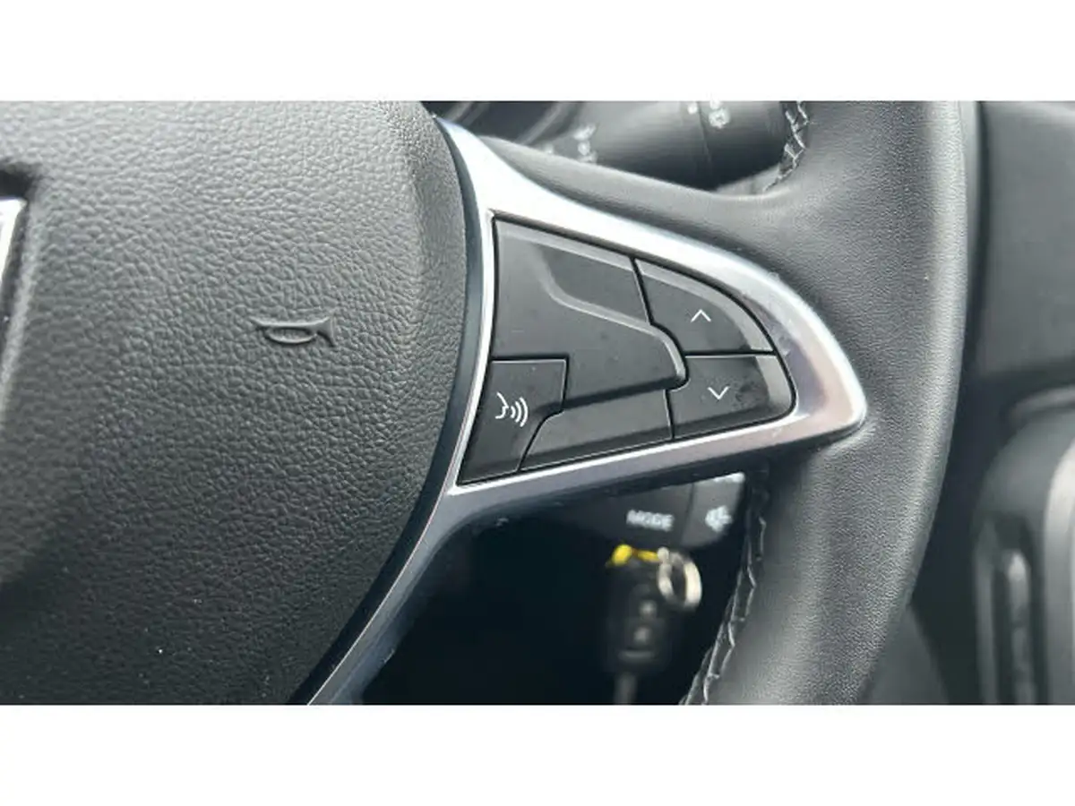 2022-dacia-duster-13-tce-comfort-130hpeu6d-4x2-window-van-big-25
