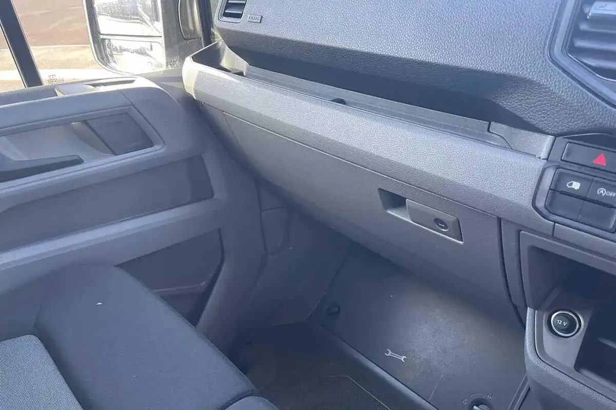 2024-volkswagen-crafter-20tdi-cr35-lwb-commerce-plus-140pseu6d-big-14