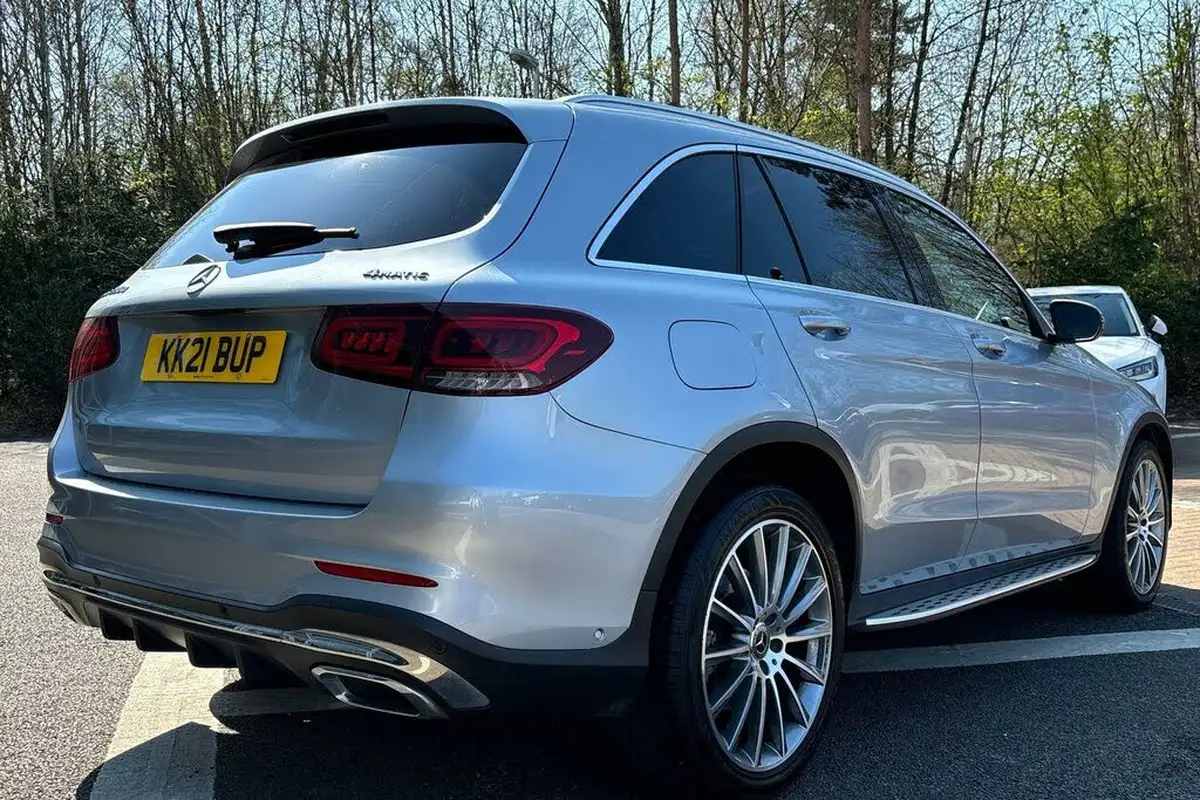 2021-mercedes-benz-glc-class-20d-glc220d-amg-line-premium-station-wagon-5d-1950cc-4matic-plus-big-5