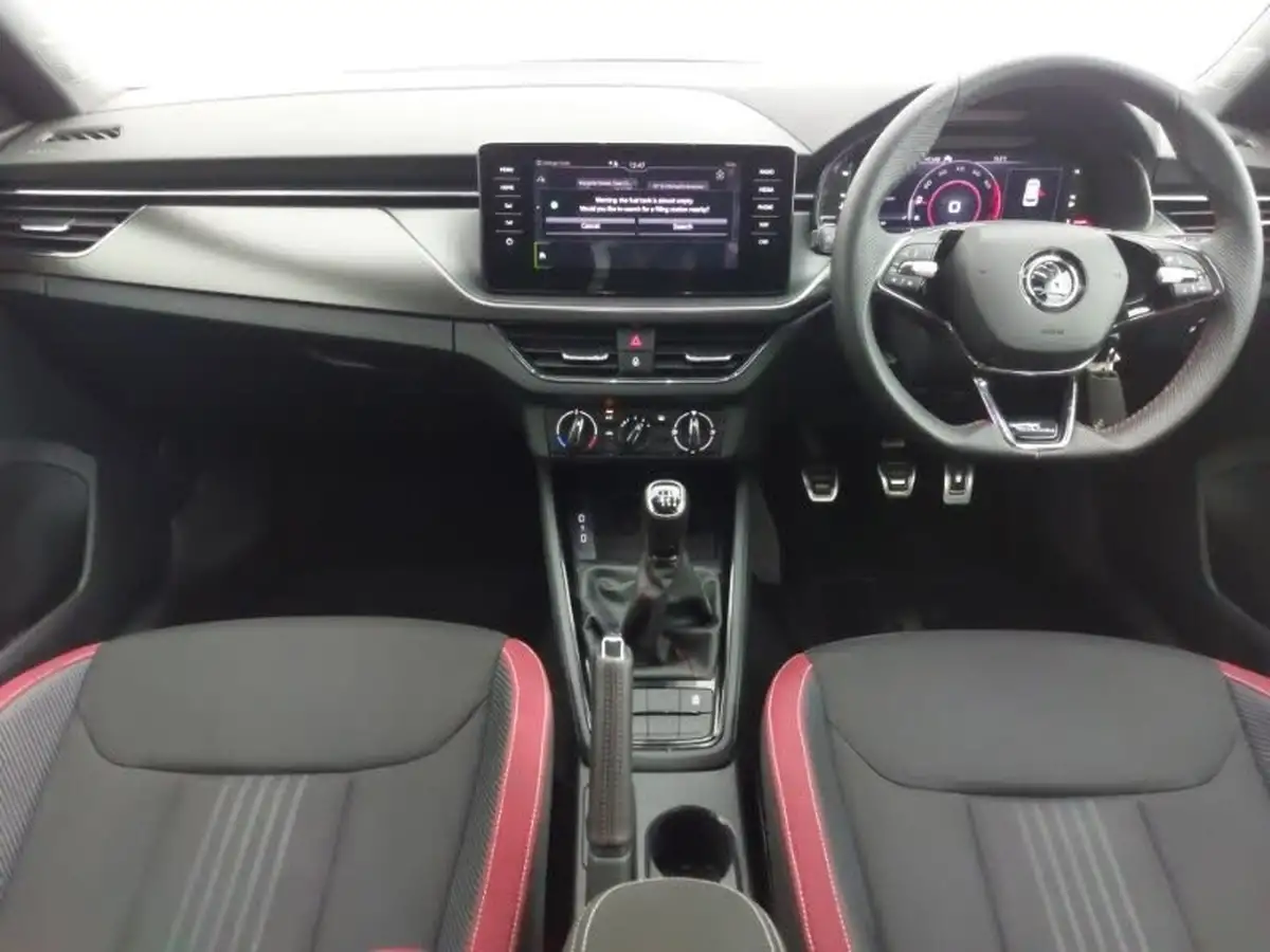 2021-skoda-kamiq-10-tsi-monte-carlo-109ps-big-2