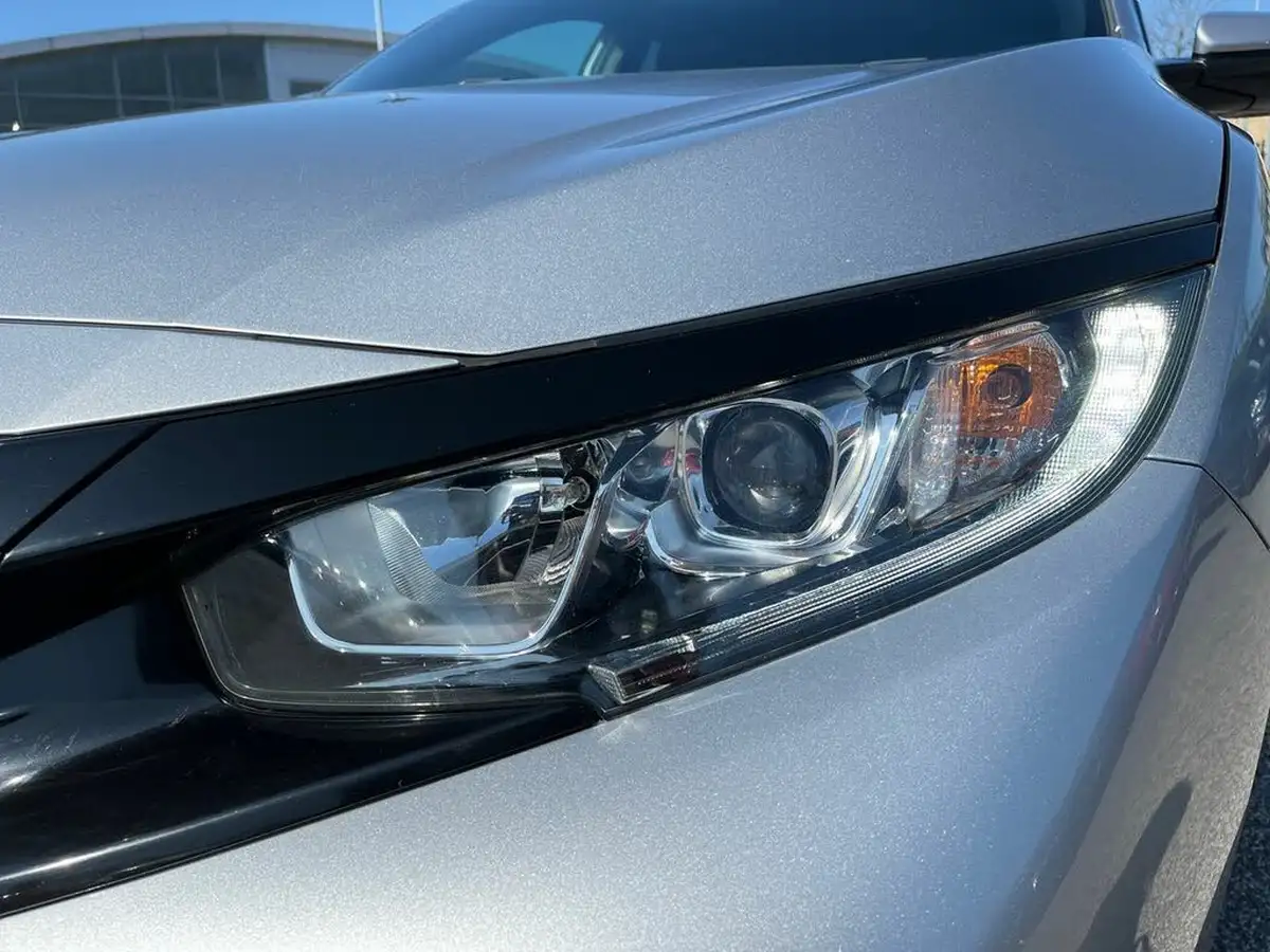 2019-honda-civic-16-i-dtec-sr-hatchback-5d-big-10