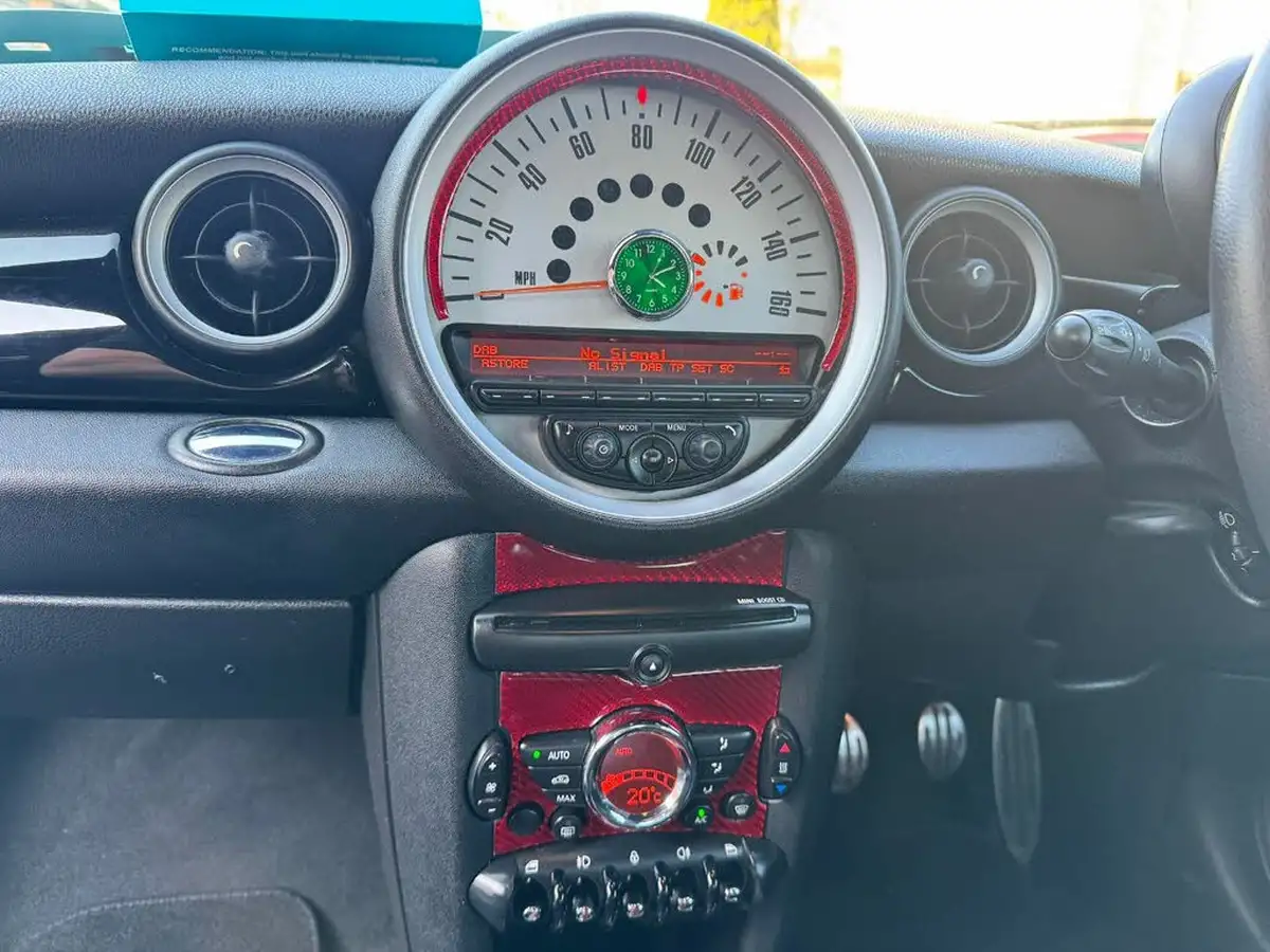 2013-mini-coupe-16-cooper-big-10