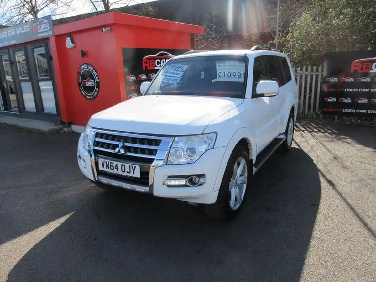 2014-mitsubishi-shogun-32td-sg2-32-di-dc-4work-lwb-window-van-big-2
