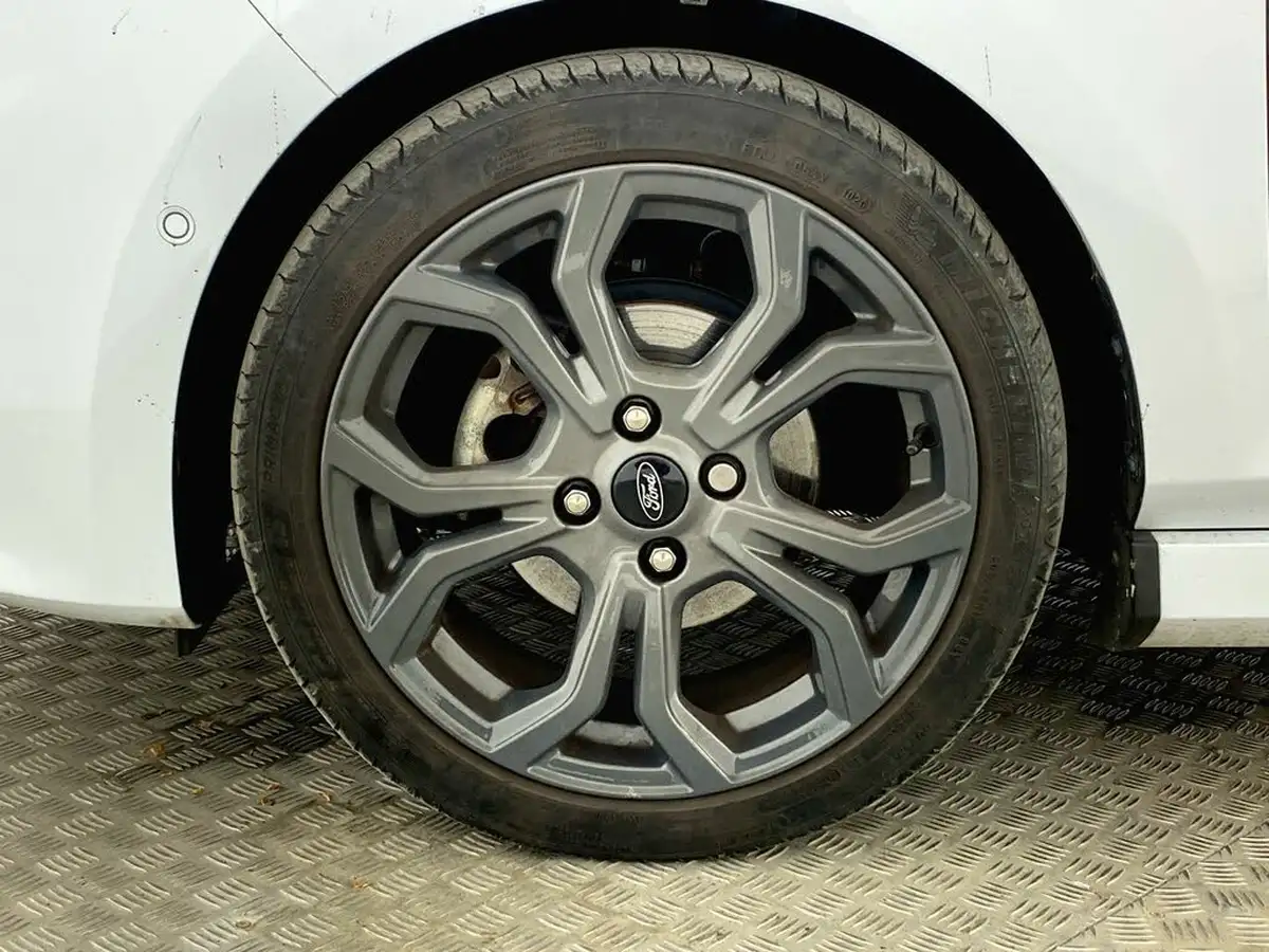 2020-ford-fiesta-10t-st-line-edition-155ps-hybrid-mhev-5d-big-10