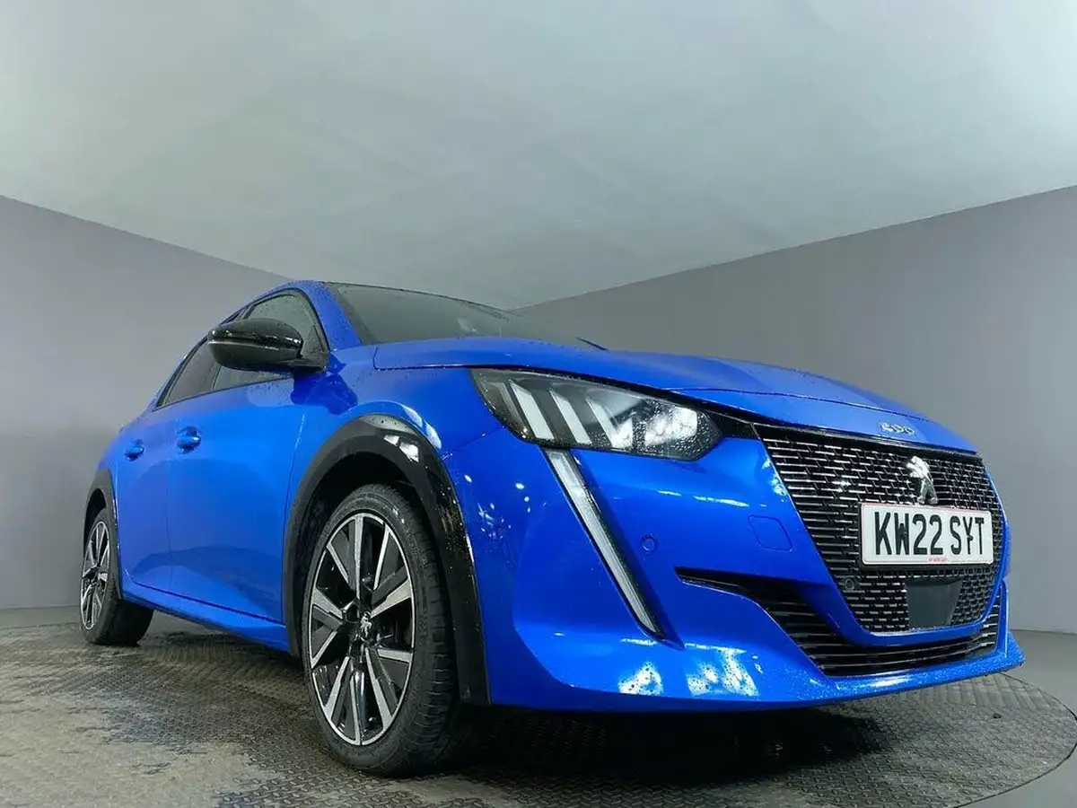 2022-peugeot-208-12-puretech-gt-100bhp-big-10