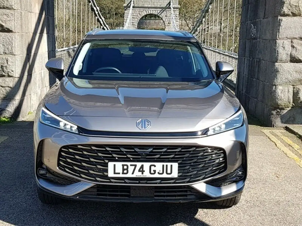 2024-mg-hs-15t-gdi-trophy-273ps-plug-in-hybrid-1496cc-auto-big-11