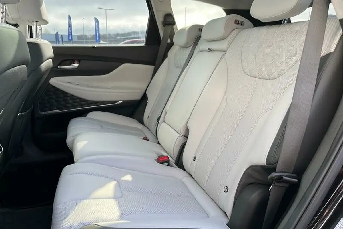 2023-hyundai-santa-fe-16-t-gdi-ultimate-265ps-4wd-phev-big-19