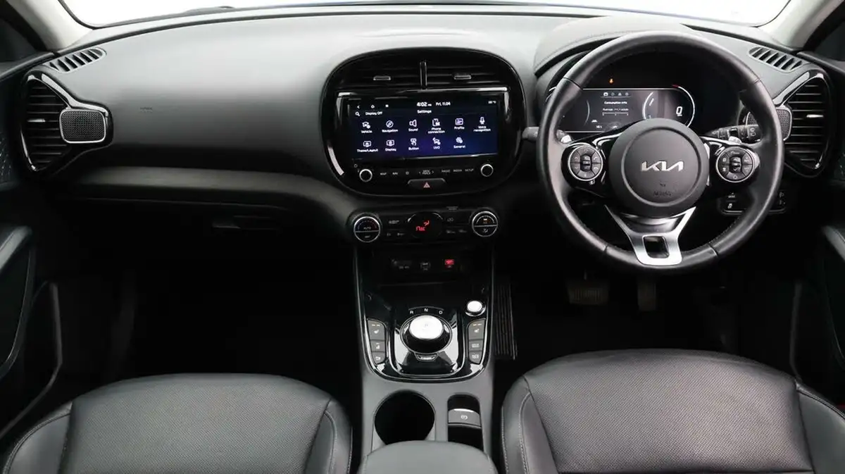 2022-kia-soul-ev-maxx-big-13