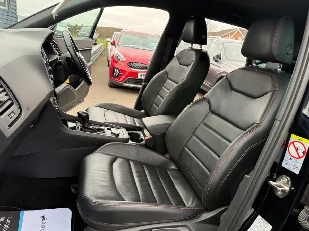 2020-seat-ateca-20-tsi-fr-black-edition-big-32