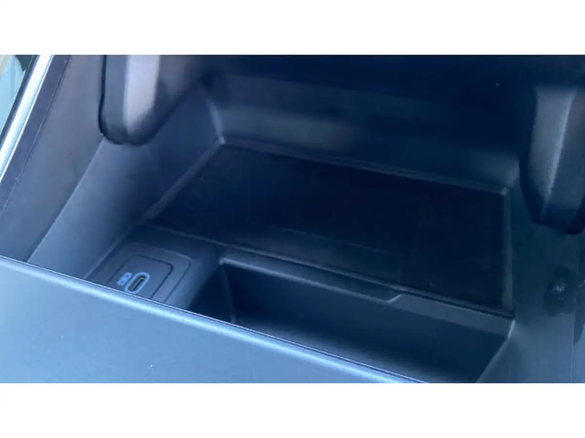 2024-land-rover-range-rover-evoque-15-p300e-dynamic-se-big-30