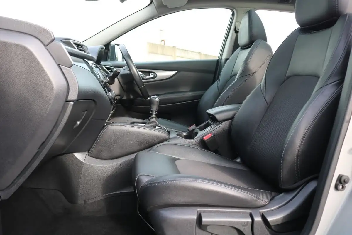 2019-nissan-qashqai-13-dig-t-tekna-140ps-big-19