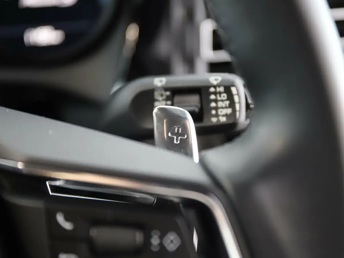 2023-porsche-macan-29-v6-s-big-33