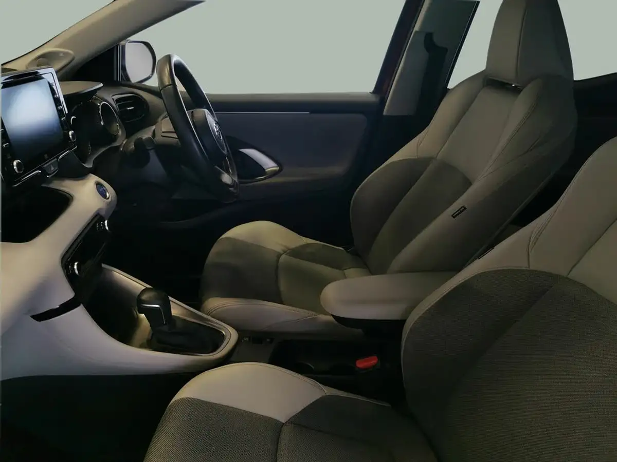 2021-toyota-yaris-15-vvt-i-excel-big-1