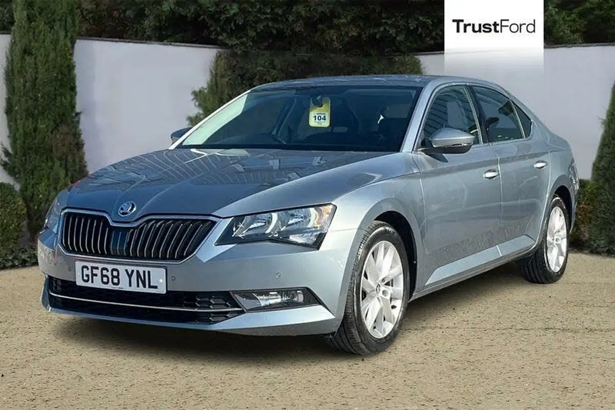 2018-skoda-superb-15-tsi-se-hatchback-dsg-big-4