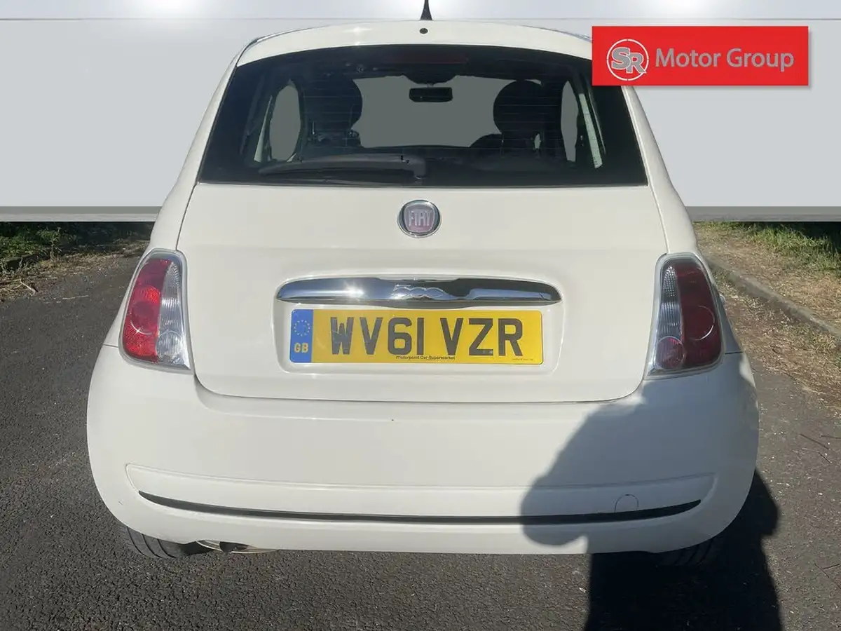2011-fiat-500-12-lounge-big-9