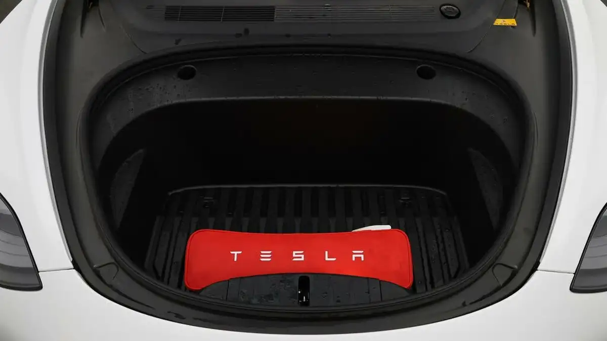 2021-tesla-model-3-e-standard-plus-big-18