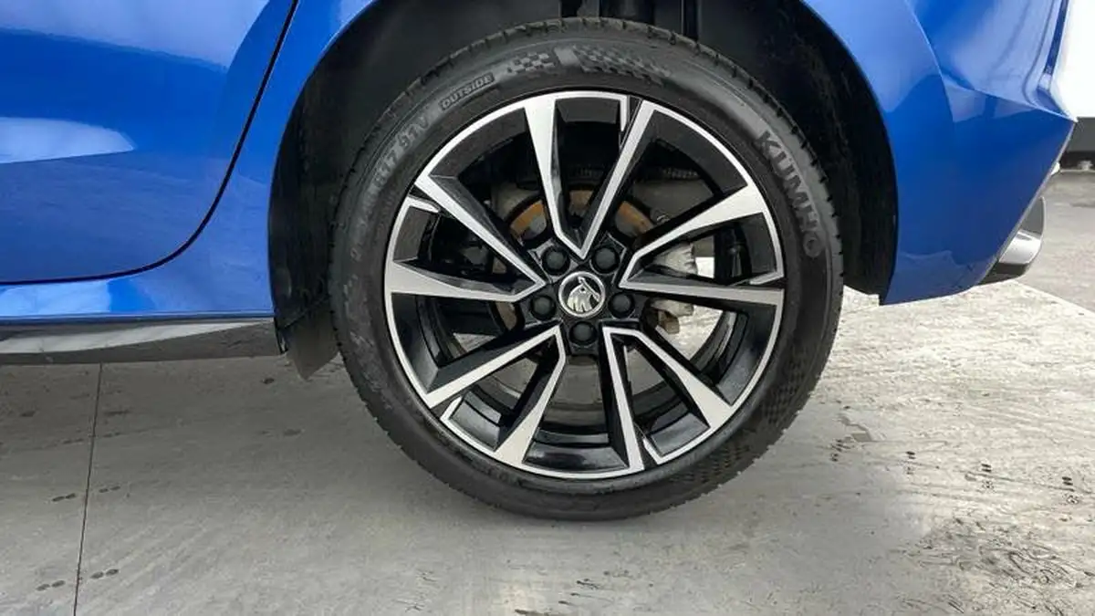 2024-skoda-fabia-15-tsi-monte-carlo-edition-big-31