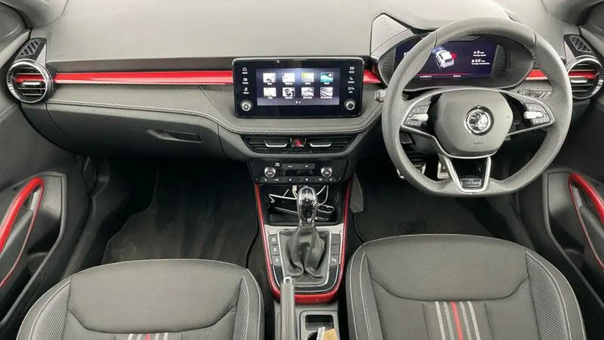 2024-skoda-fabia-15-tsi-monte-carlo-edition-big-7