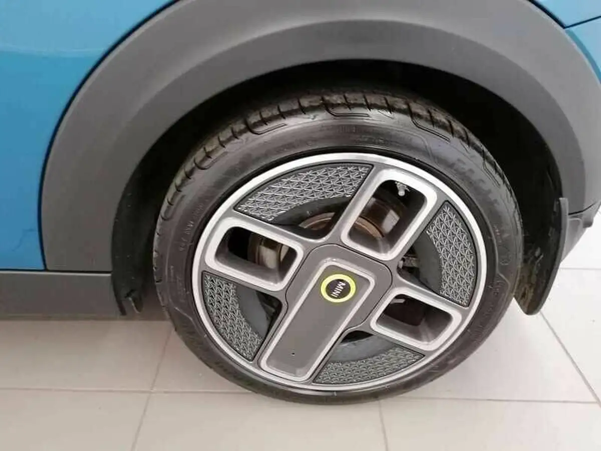 2021-mini-cooper-e-cooper-s-collection-edition-big-8