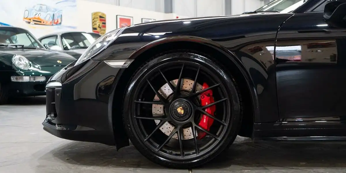 2018-porsche-911-30-targa-4-gts-450bhp-pdk-big-8