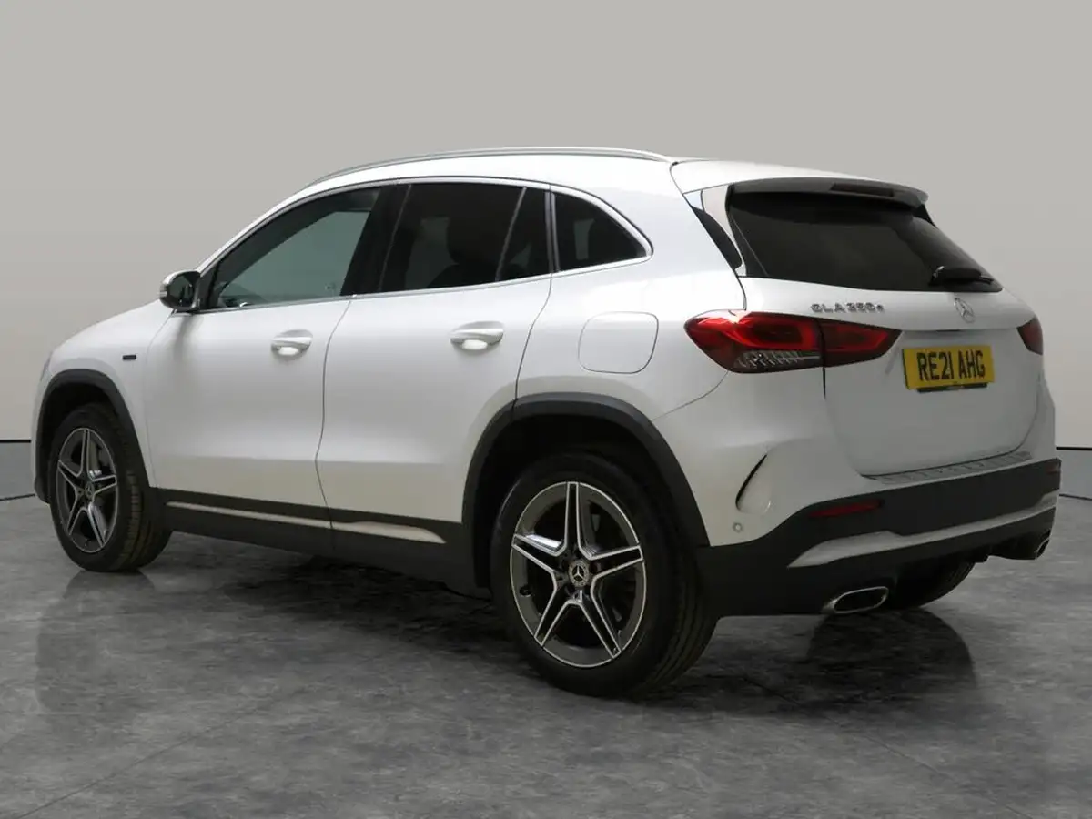 2021-mercedes-benz-gla-class-13-gla-250e-exclusive-edition-big-10