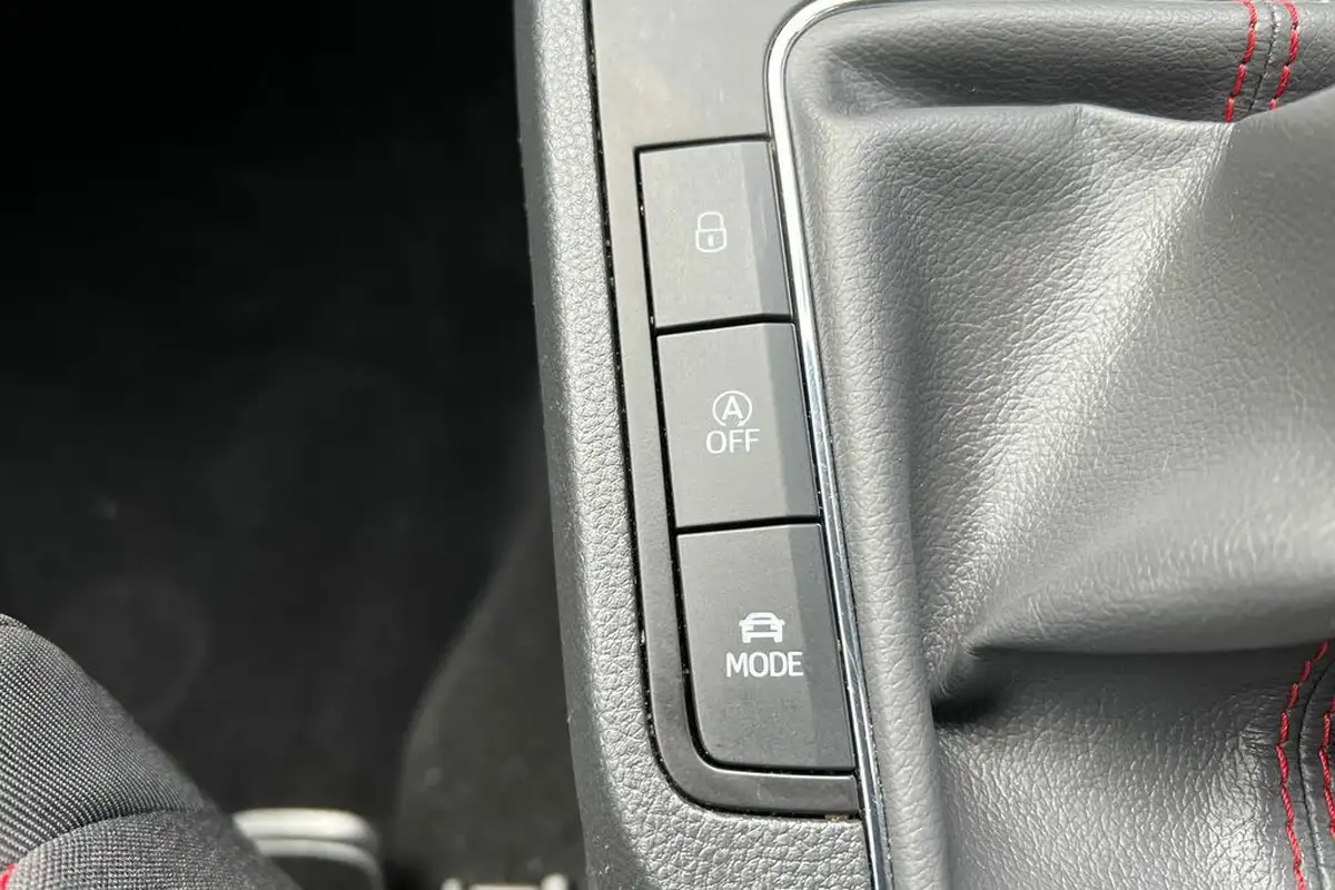 2020-seat-ibiza-10-tsi-fr-95ps-big-11