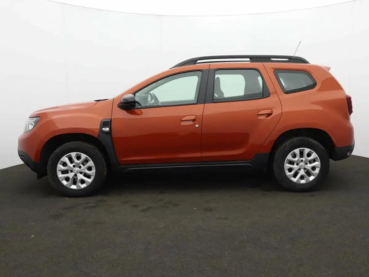 2021-dacia-duster-15dci-comfort-115bhp-blue-station-wagon-5d-big-3