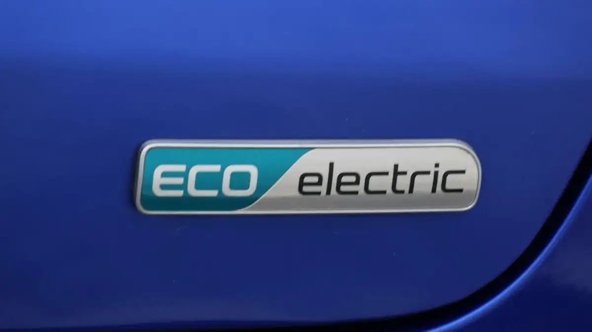 2021-kia-soul-ev-first-edition-big-22