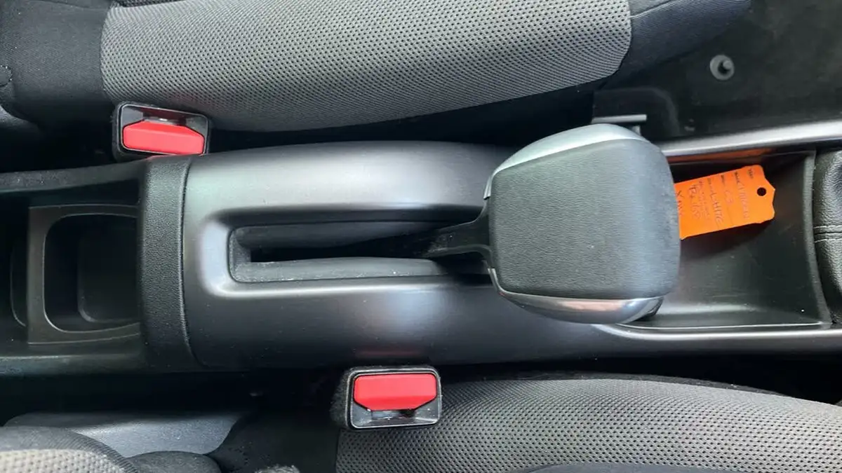 2018-citroen-c3-aircross-12-puretech-flair-110ps-ss-big-36