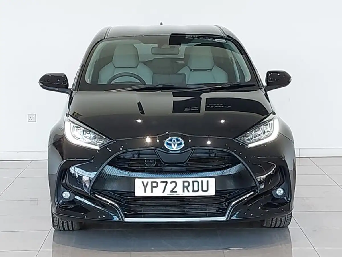 2022-toyota-yaris-cross-15-vvt-i-excel-city-packpan-roof-big-11