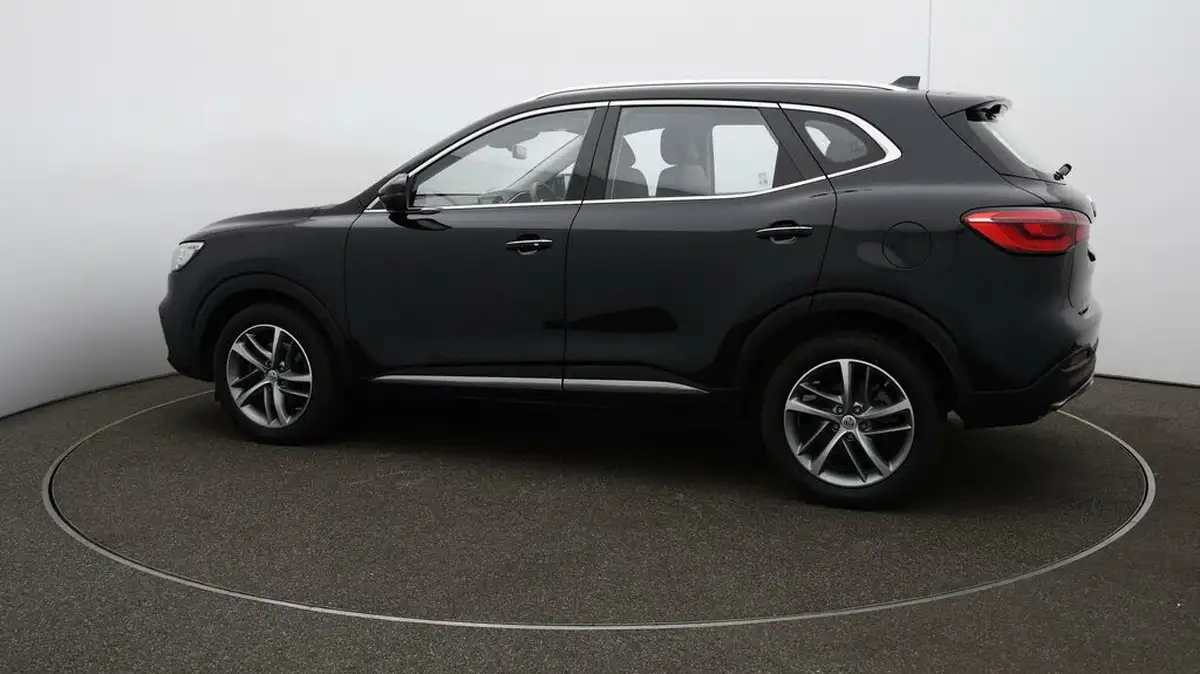 2022-mg-hs-15t-gdi-excite-162ps-big-27