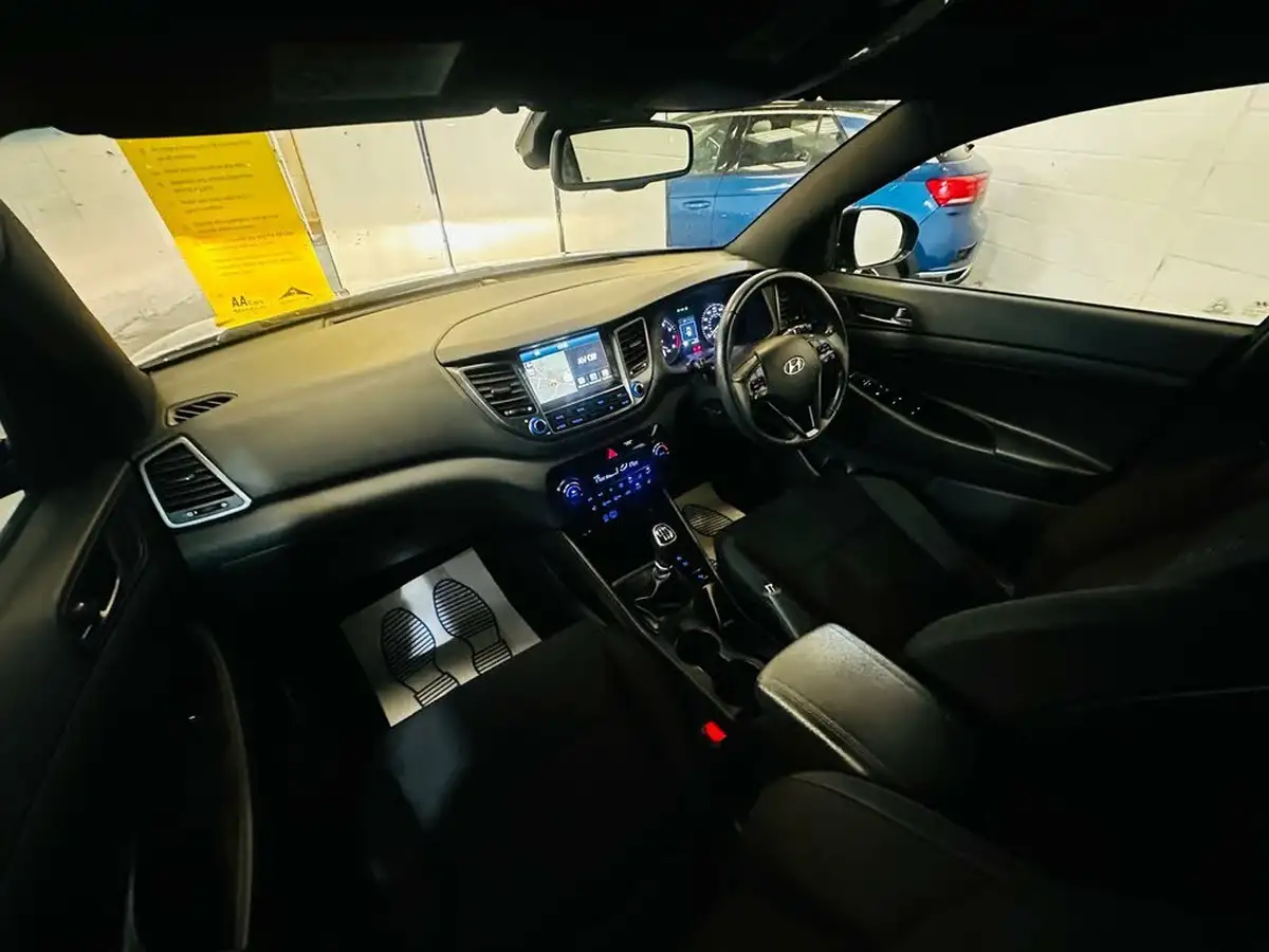 2018-hyundai-tucson-16-t-gdi-go-se-big-26