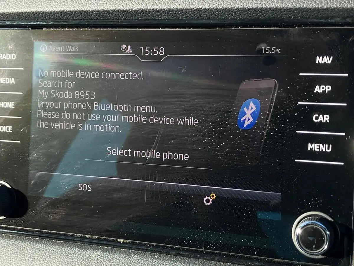 2022-skoda-karoq-15-tsi-se-technology-big-32